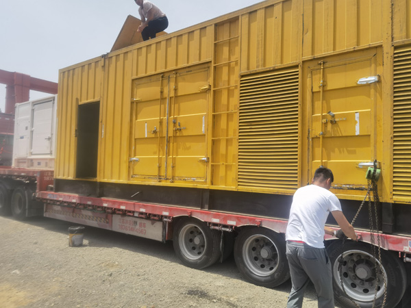 吉安发电机出租100KW发电机需要什么规格的电缆线?