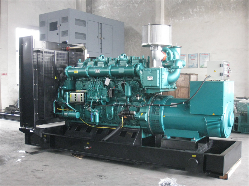 吉安200KW 柴油发电机的油耗是多少？